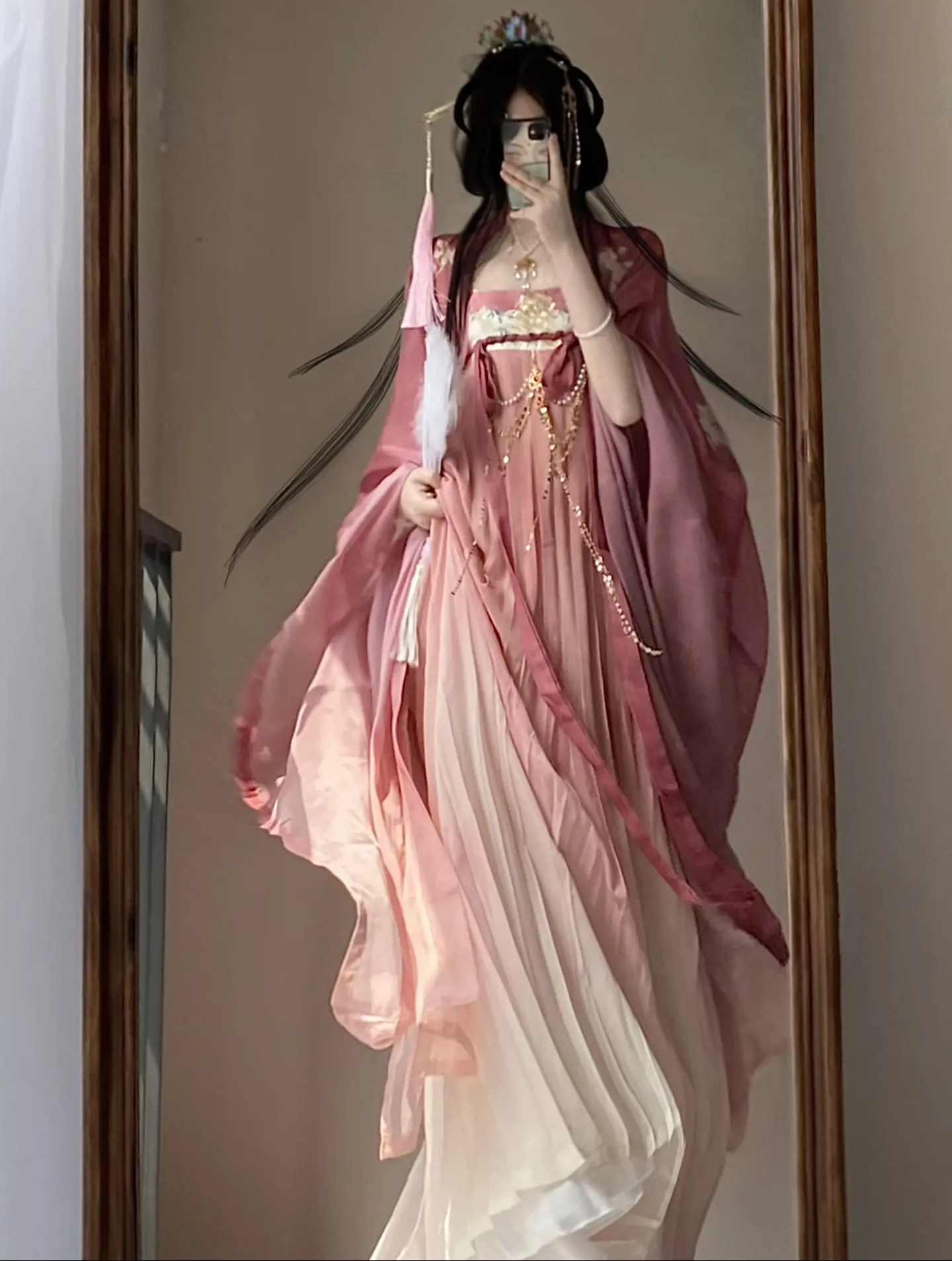 此花唤作美人面 就像…