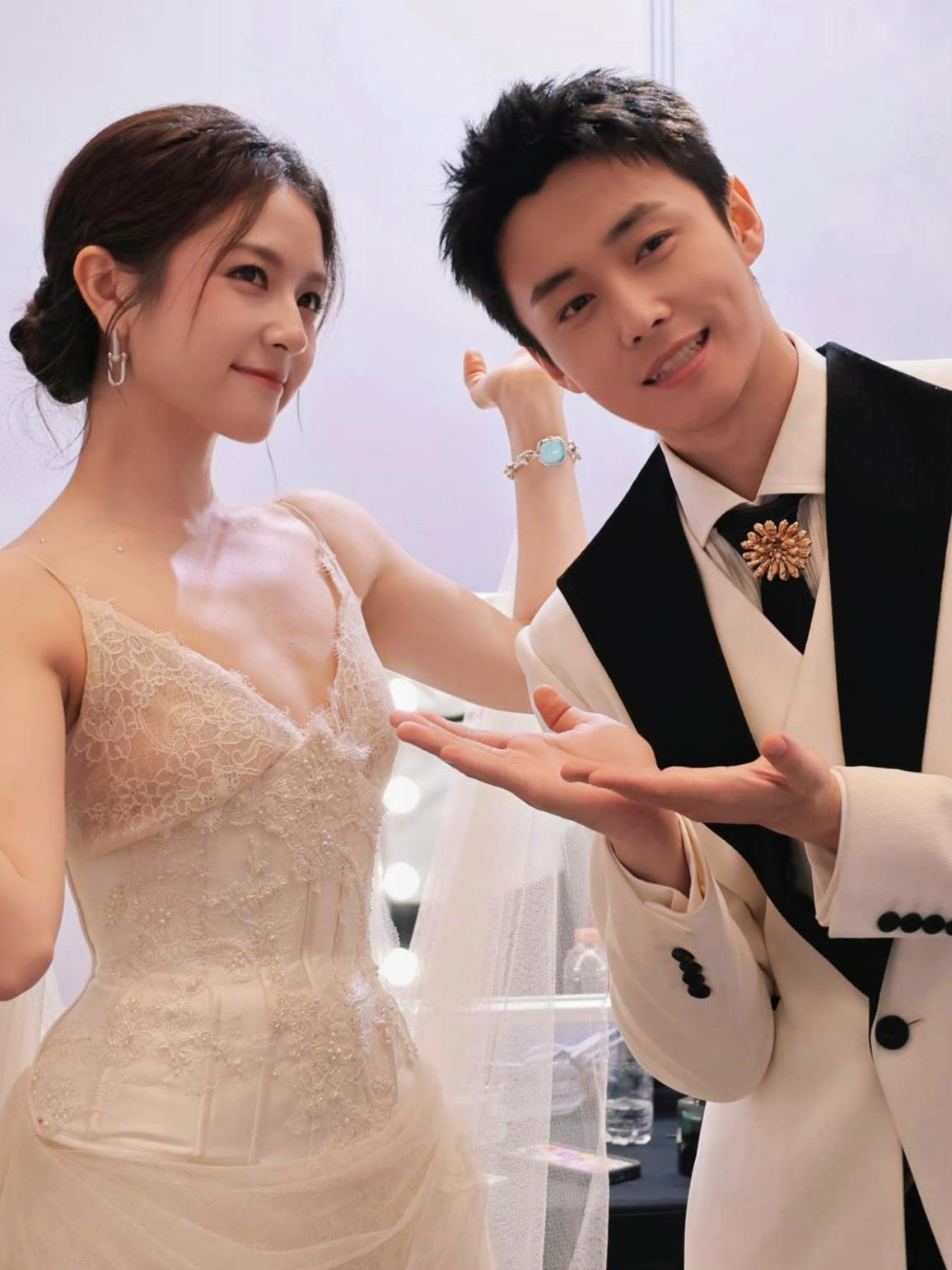 哈哈哈哈闯祸了就这么乖乖的道歉