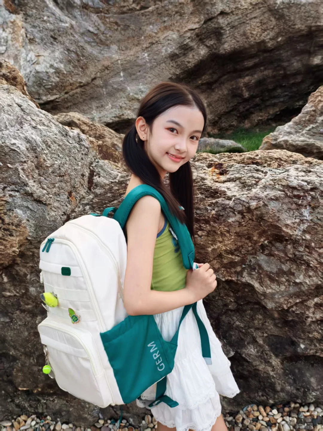 9岁萌妹子的户外vlog穿搭～复古小清新yyds