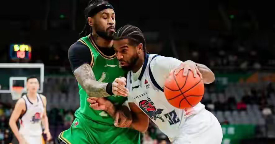 🏀 山东男篮官宣新援！贝利·斯蒂尔加盟，曾在NBL场均24.6+11.1，2米