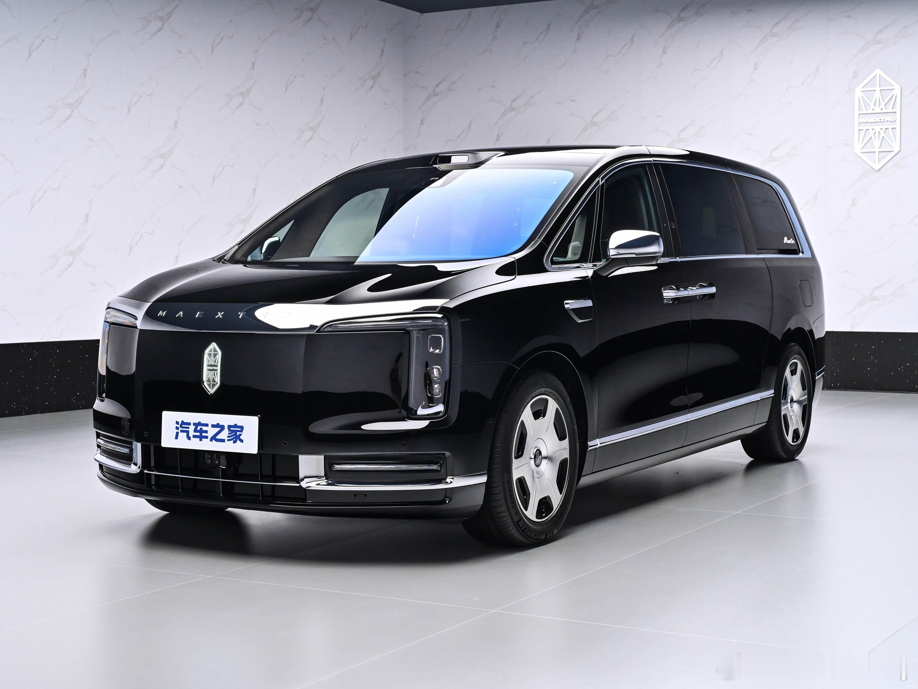 尊界V800 小定 埃尔法 威尔法 肯定会被这台车瓜分走市场尊界S800 已经看
