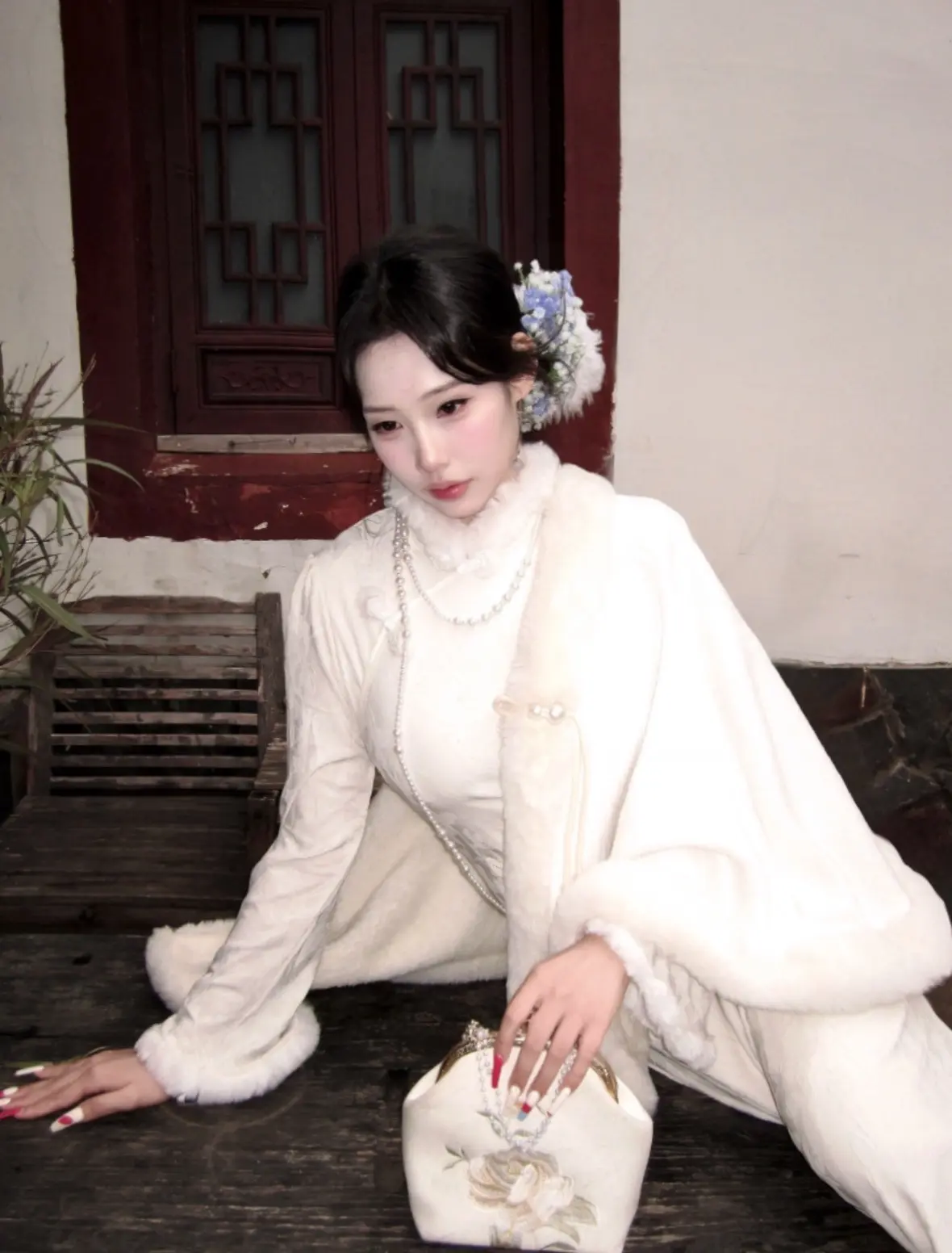 东瓶西镜放 恨不能遗忘