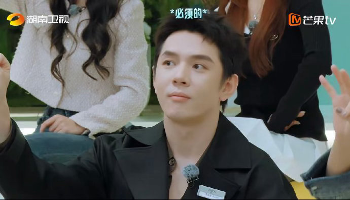 李佳琦提问这集我在面试看过李佳琦面试界最严厉的父亲 李佳琦在面试里展现的专业度，