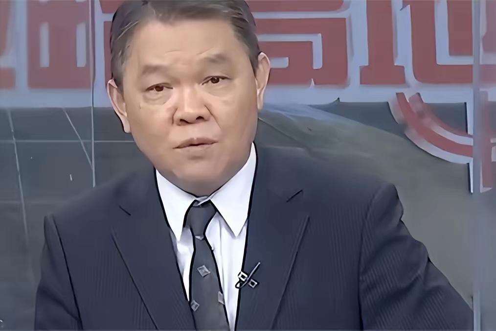 台湾前海军舰长黄征辉在电视节目里表示：现在台湾花了多少钱买这些军事武器装备，多少