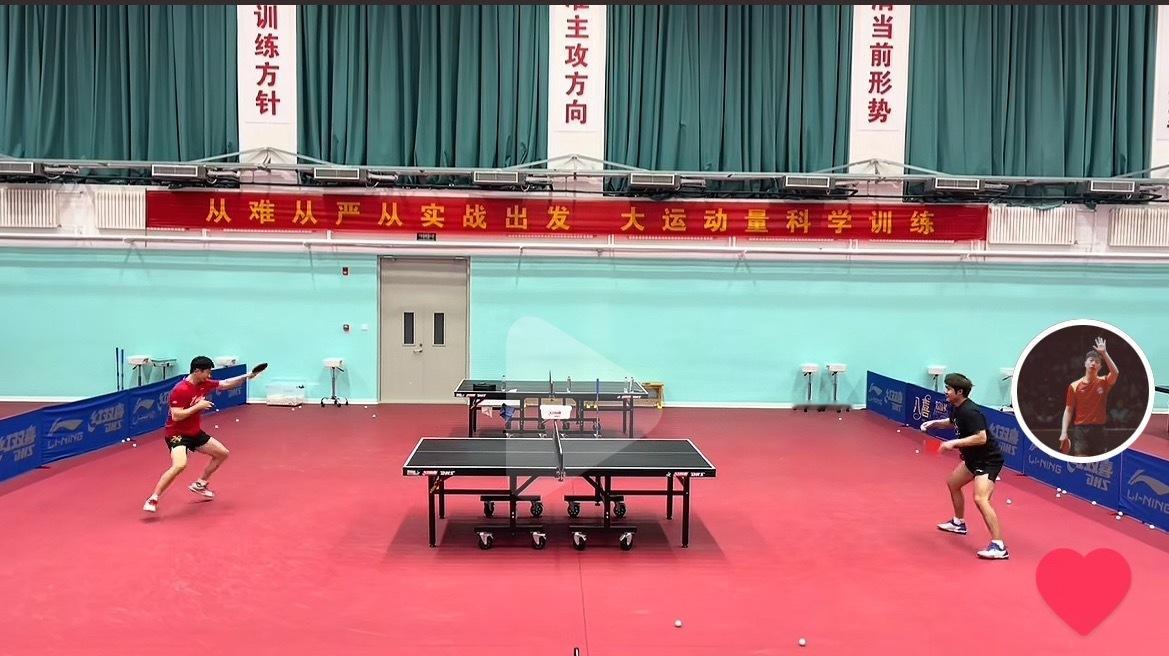 终究是发现自己在右手赛道已经无敌就是寂寞了很多年，改换左手赛道了，我很看好这个洛