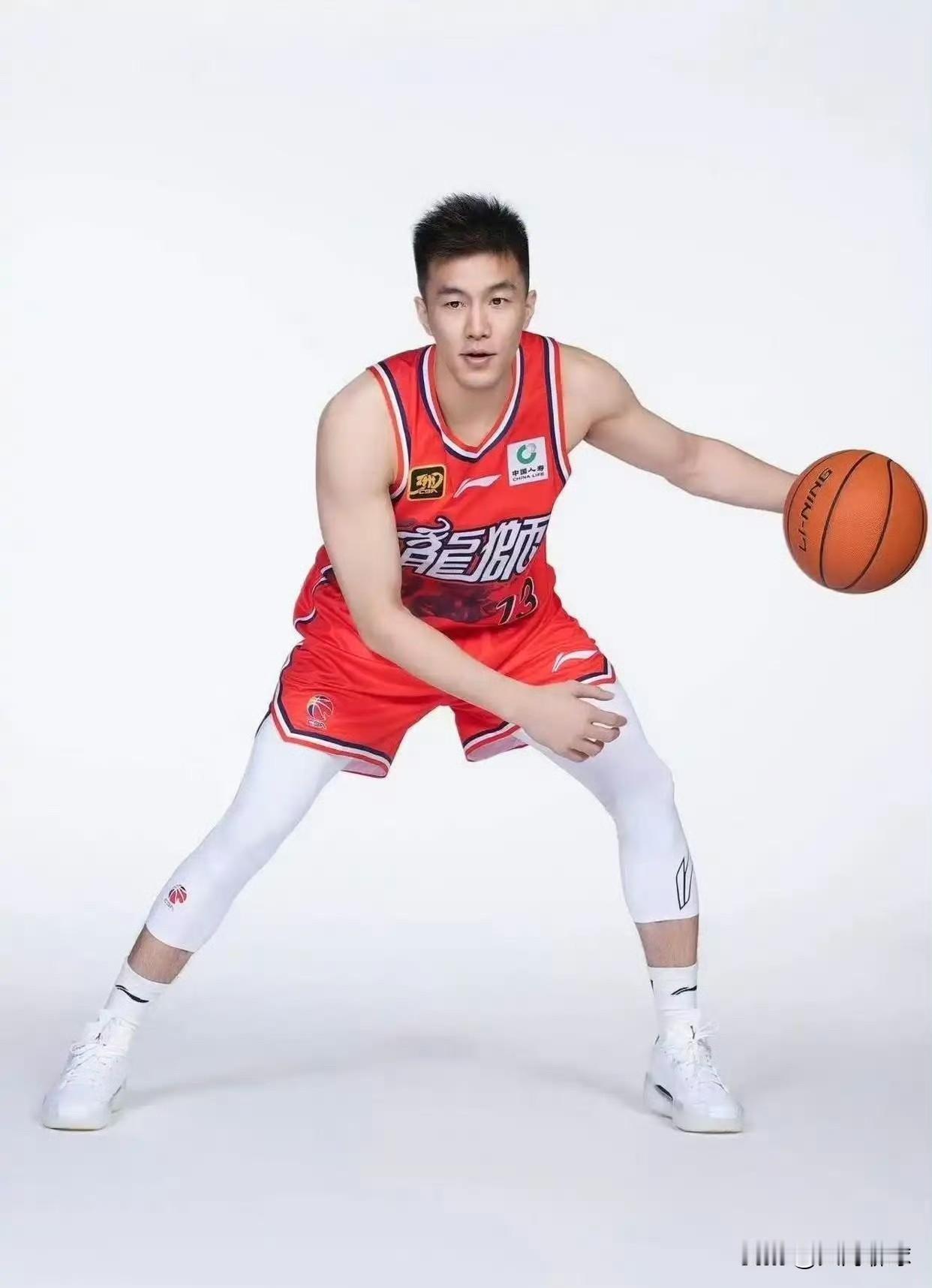 1200万13场比赛，郭艾伦成CBA史上最昂贵观众！广州龙狮宣布郭艾伦将“无限期