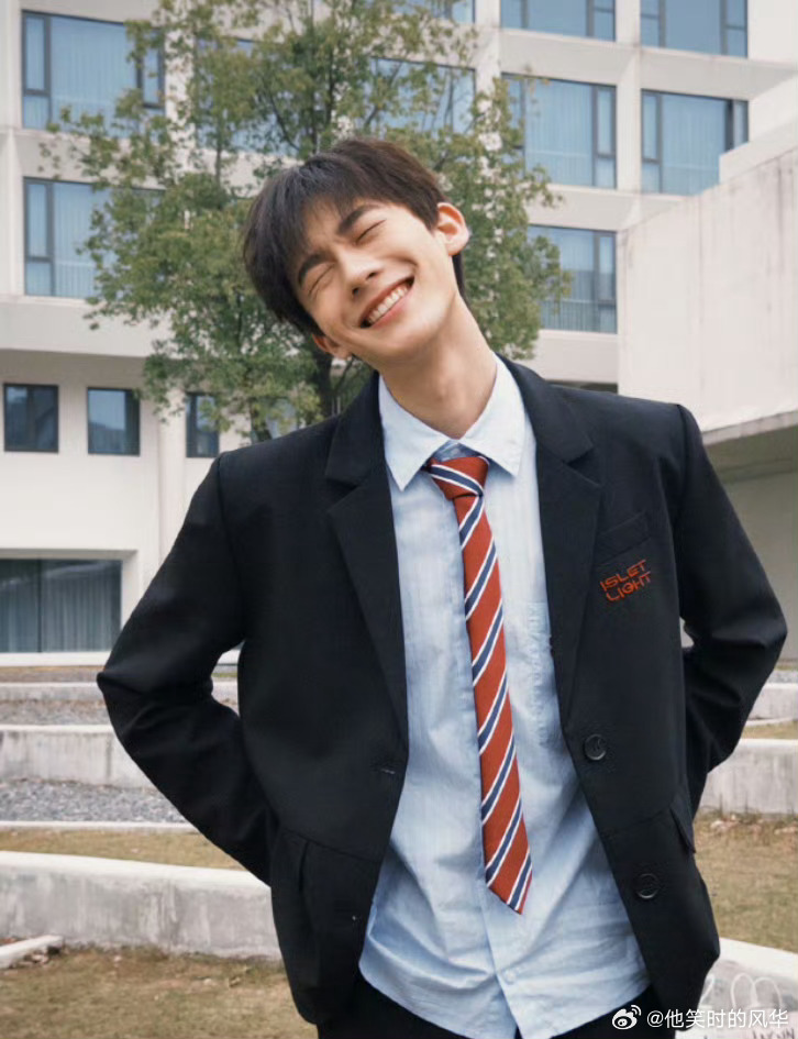 短剧卷到让观众当编剧了开始有短剧让观众决定结局 《奋斗吧人生》推出互动短剧，20