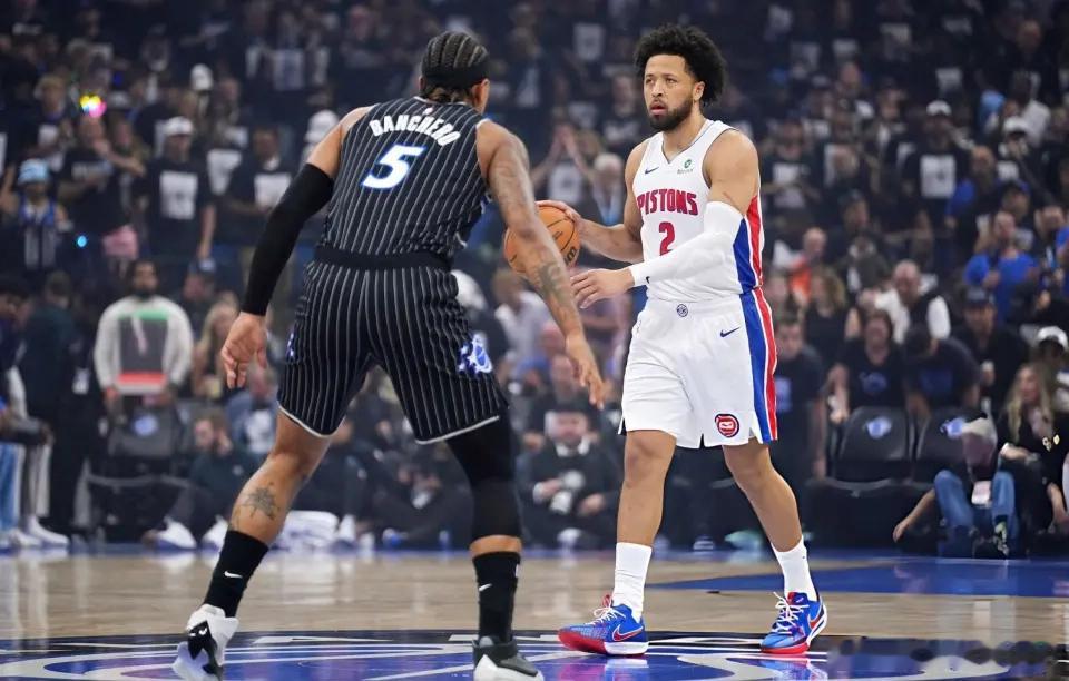 北京时间5月2日，NBA季后赛继续进行。在今天一场西部首轮对决中，魔术队主场迎来