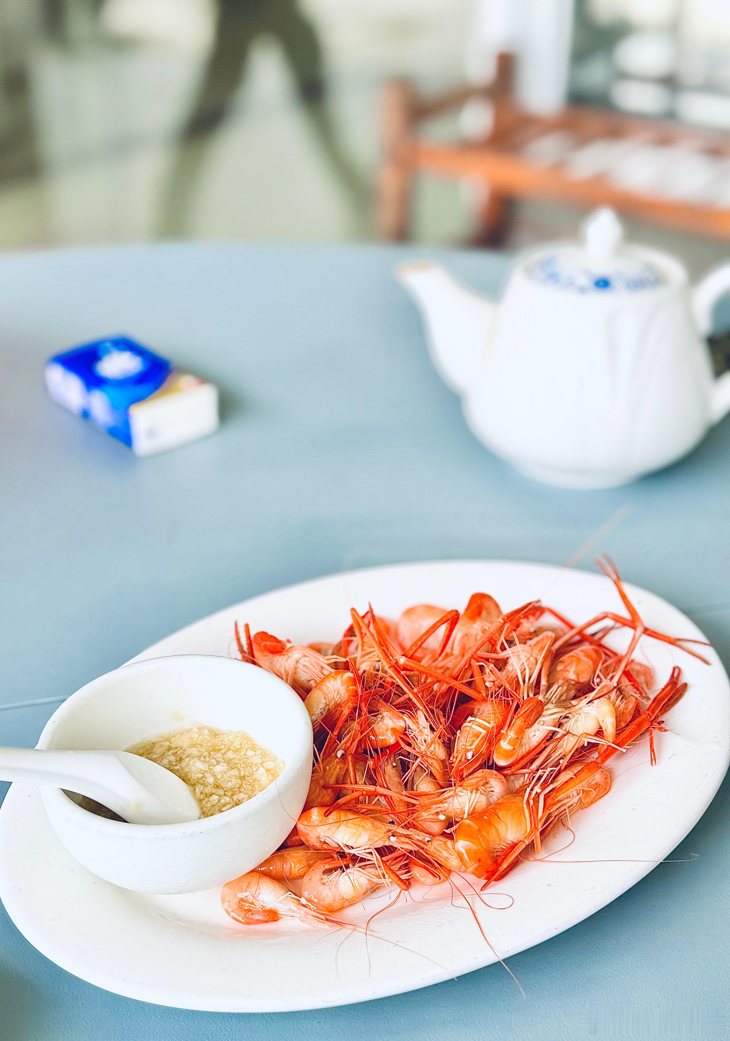 吃个小饭…… ​​​