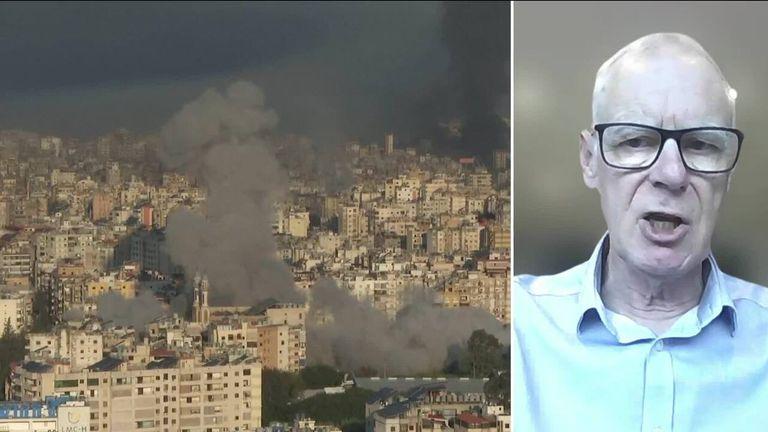 一位前英国驻伊朗大使表示，伊朗政权更迭是可能的，但不太可能。2009年至2011