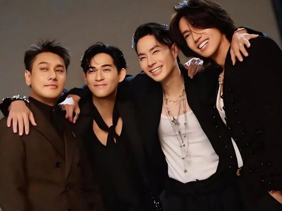 朱孝天举报五月天所属公司 朱孝天举报五月天所属公司 有人问朱孝天为什么要这样？很