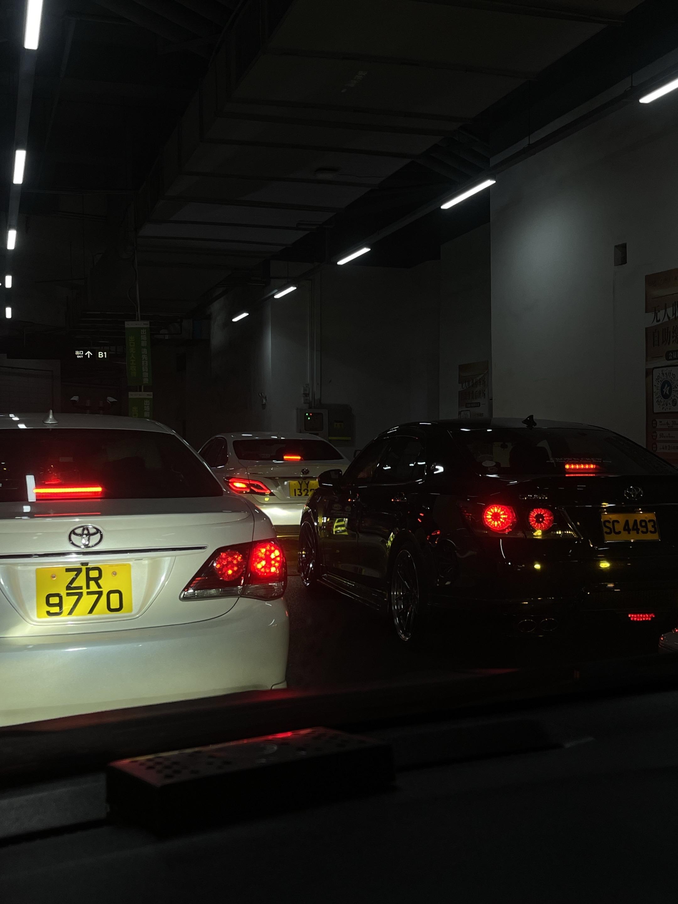 误入免税区专员用车聚会
