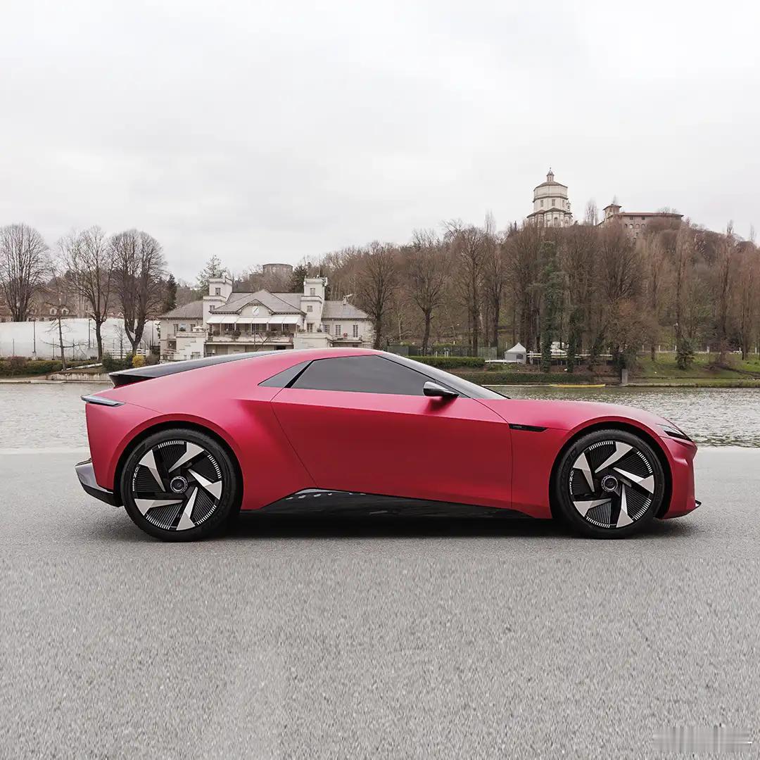 【大众出售 Italdesign（意大利设计）！】据意大利当地媒体报道，大众正为