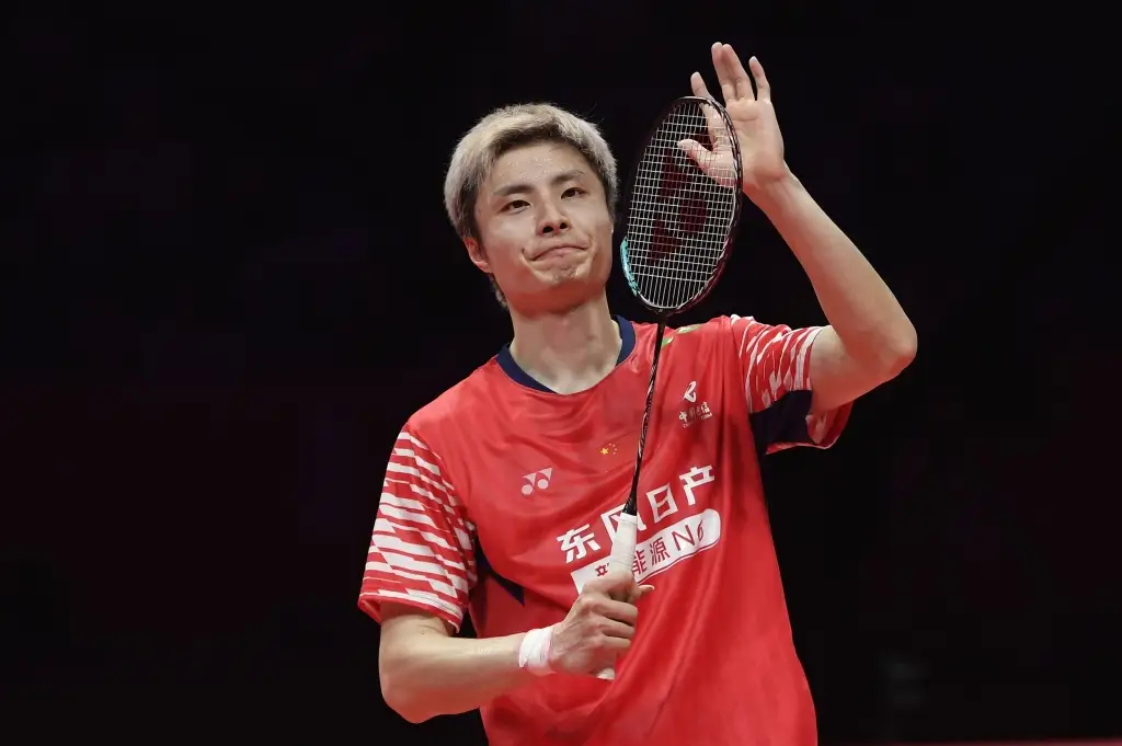 决赛不敌小波波夫，石宇奇无缘卫冕年终总决赛男单冠军石宇奇世界羽联年终总决赛半决赛