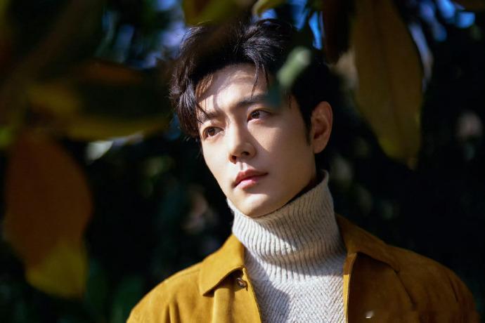 肖战Tod's看秀出发图 