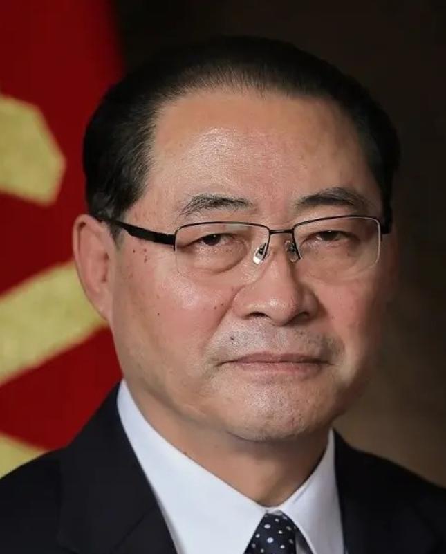 朝鲜总理这趟3天访华，直接把外界传了半年的“中朝关系降温”的谣言，砸得稀碎。
