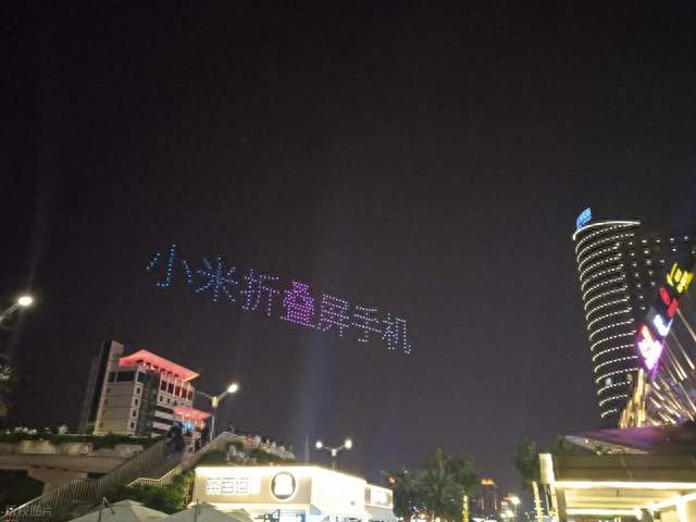 华为卖 2 万，小米破 1 万，苹果要接招：国产手机终于坐上了高端牌桌