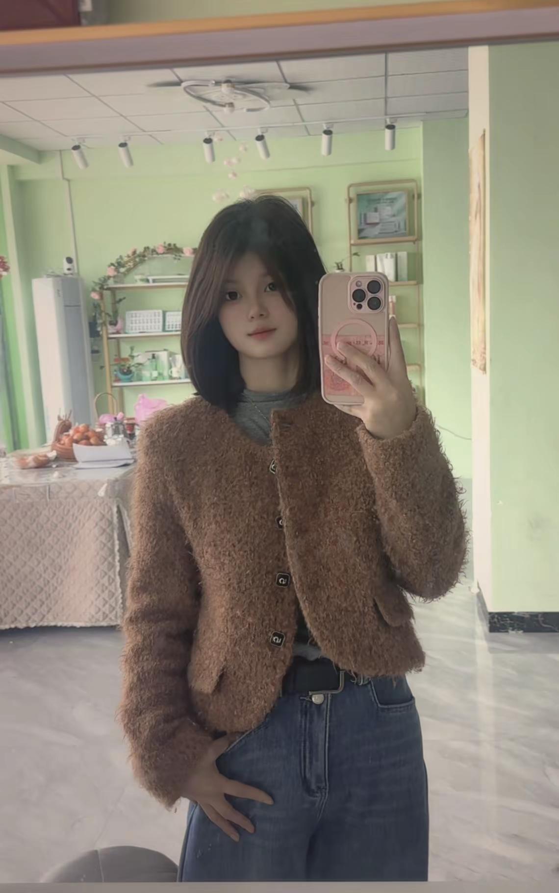 只想把自己养的越来越快乐，平静，其他的，都不感兴趣