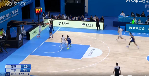 今天U22打的有点纠结啊，看了一会，感觉是打的太简单了，然后进攻又是打得比较分散