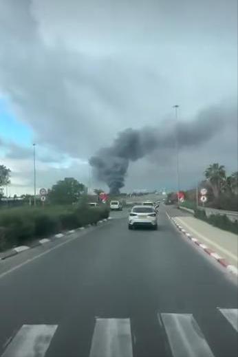 伊朗彻底杀疯了！至少7轮饱和打击，以色列30处关键设施被砸烂，或遭开战以来最大损