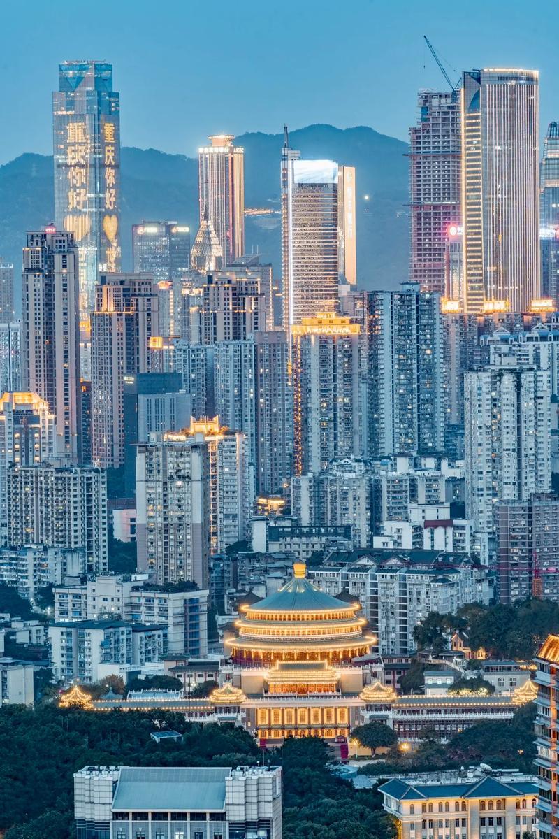 行千里，致广大 ，的确不适合做重庆的文旅宣传口号

别误会，我不是说这口号本身有
