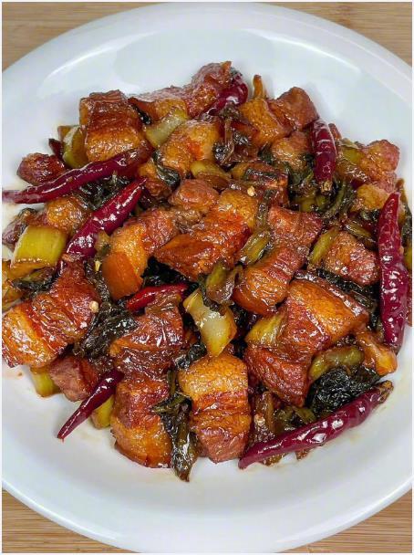 做之前没想到这么好吃的酸菜红烧肉我的宝藏食谱
