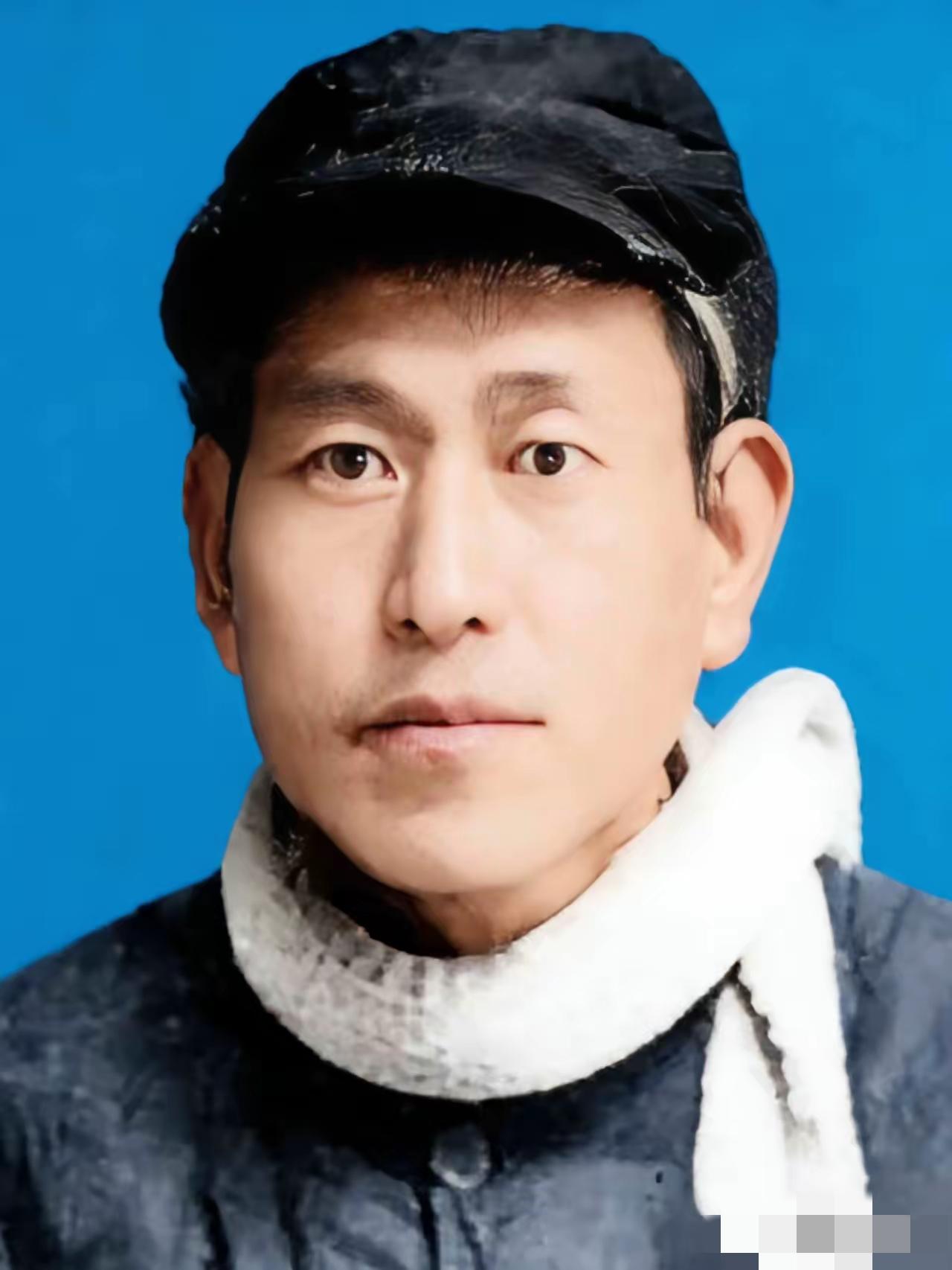 现在总说“魄力”，可真见过敢啃硬骨头的魄力吗？1977年赵苍璧刚当公安部长，没搞