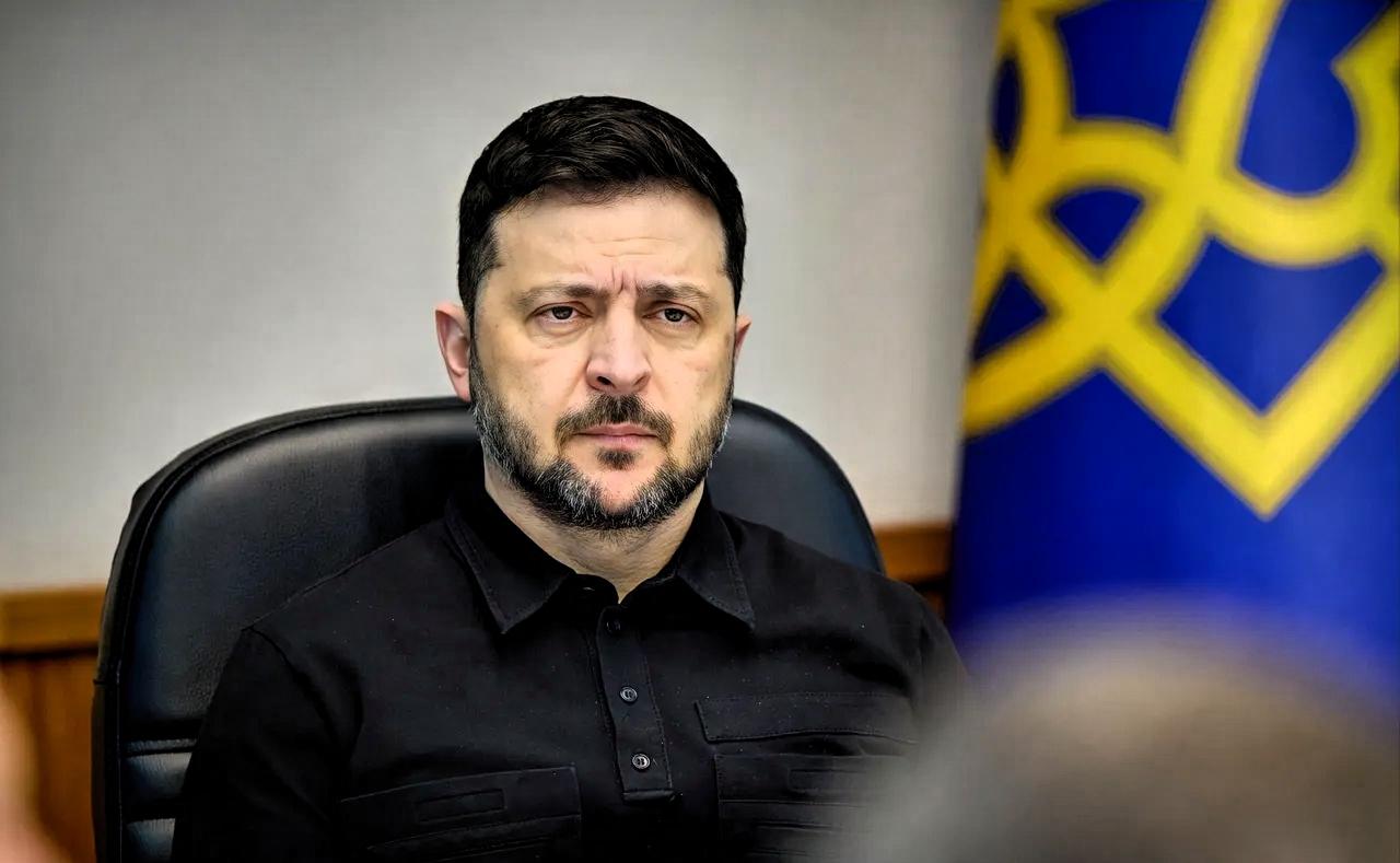 会谈结束，
泽连斯基疲惫中略有宽慰，
当地时间12月22日，泽连斯基确认，乌方代