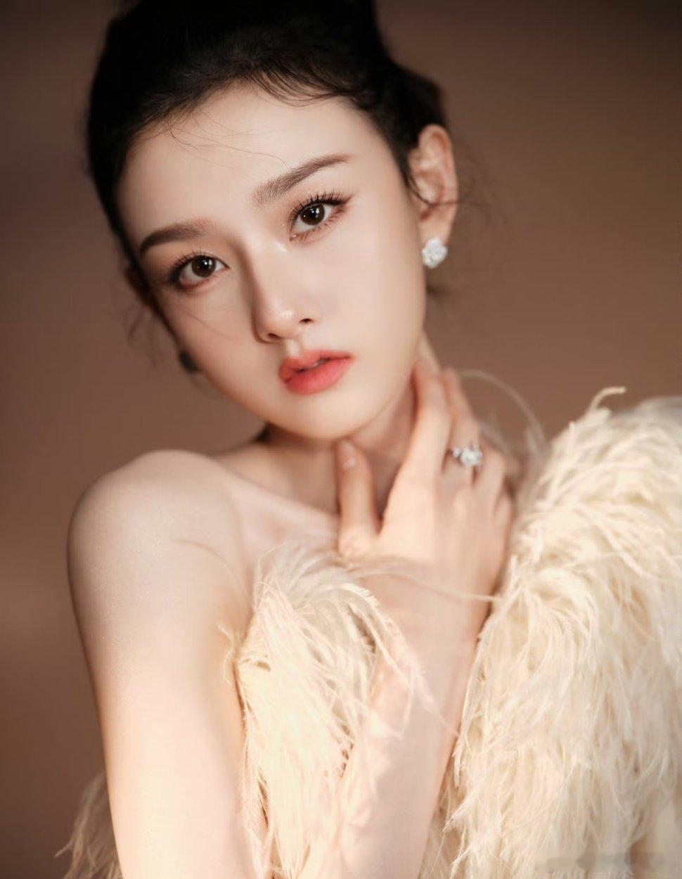 宋祖儿许凯将合作司宫令宋祖儿许凯或将合作腾讯S+司宫令女主宋祖儿，男主暂定许凯，