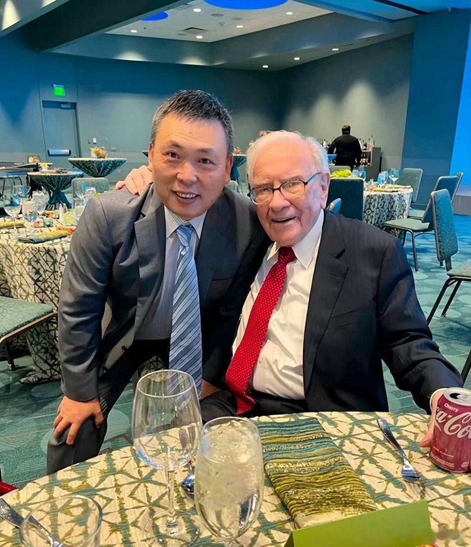 我理解的投资归纳起来就是：买股票就是买公司，买公司就是买公司的未来现金流折现。 