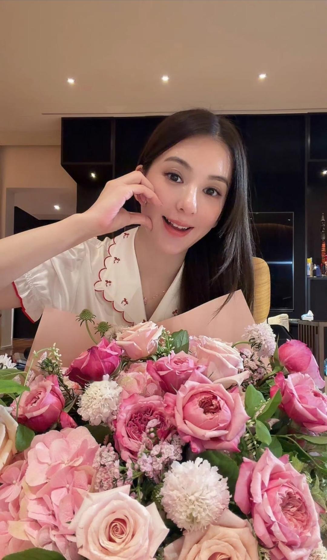 郭富城与妻子方媛迎来结婚九周年纪念日

2026年4月18日，郭富城在微博发文表