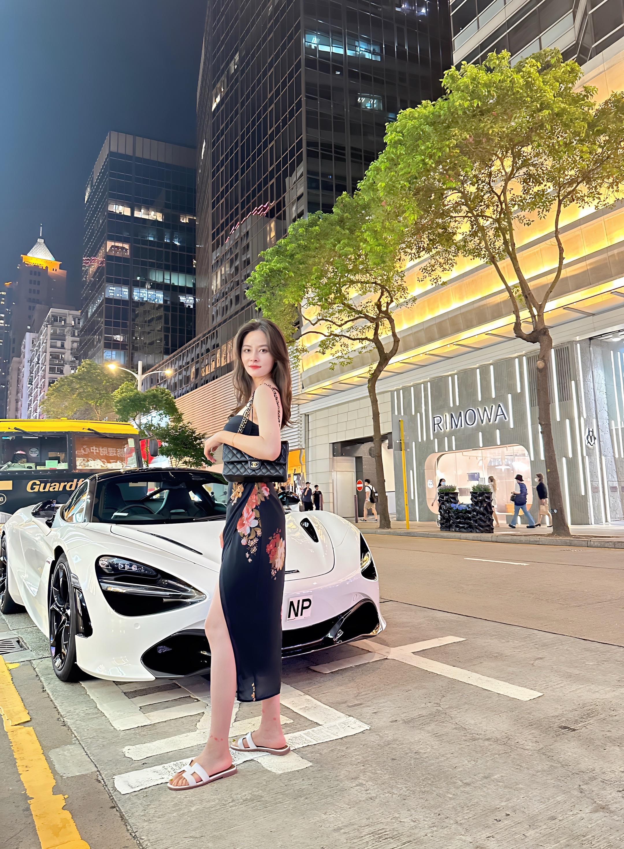 淡淡的温柔的却格外明亮