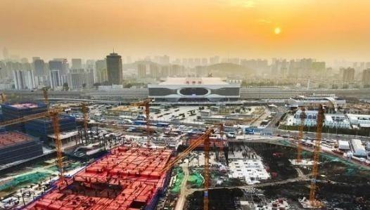 俄罗斯、委内瑞拉、朝鲜、古巴等反美国家，都以为自己是在给中国当挡箭牌。

但我们