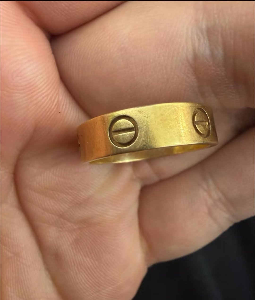 把零碎工资换成黄金，是很温柔的自我规划。不追求投机暴富，只是细水长流储备资产，每