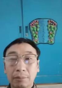 现在咱们面临的最大问题不是与美国之间的问题，也不是与日本之间的冲突，而是在未来我