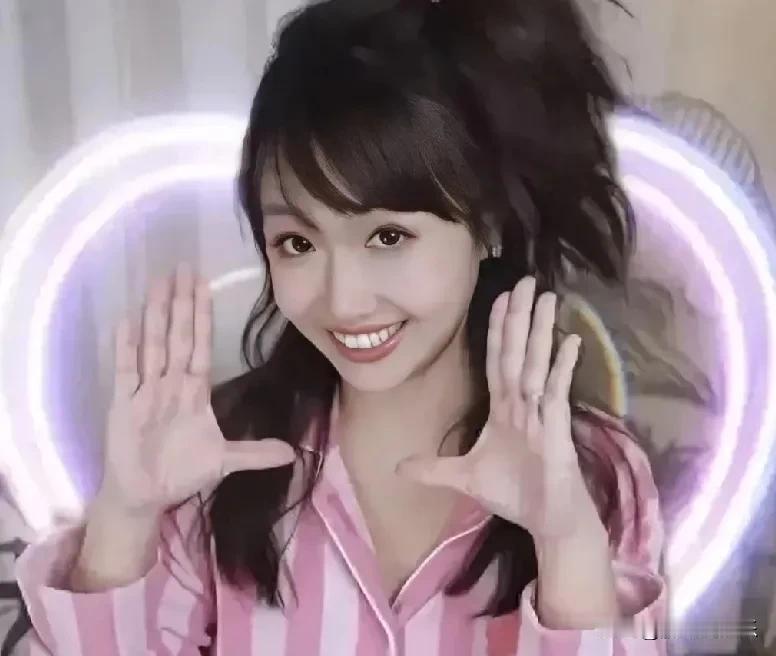 麦琳从140斤大胖子变成96斤小仙女，减肥奇迹背后有何秘诀？
近年来，网络红人麦