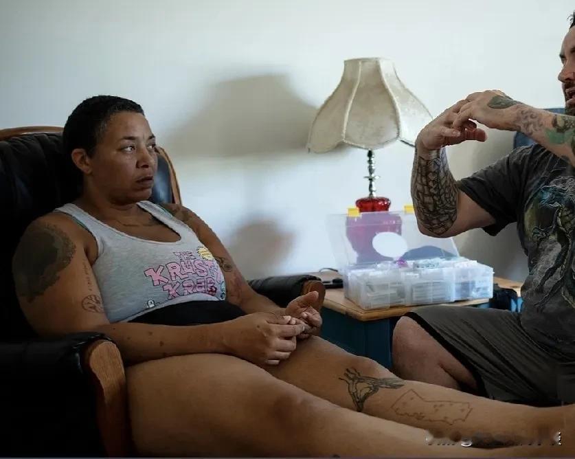 美版“老中医”Sage：针灸与纹身的跨界人生

在美国俄勒冈州的波特兰市，住着一