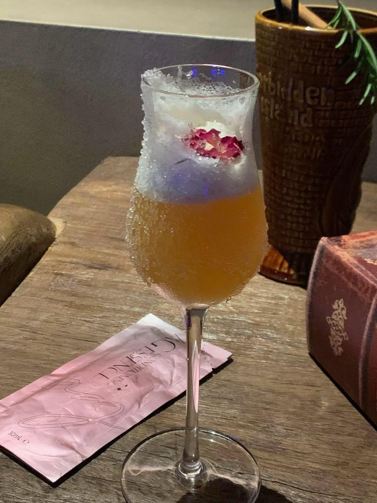 认真生活的人会产生幸福的能量🍎 ​​​