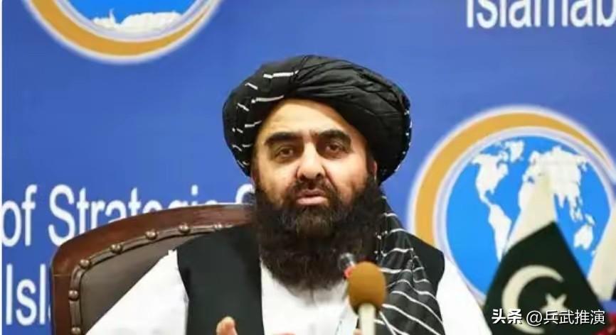 当初不听中国好言相劝，如今被巴铁痛揍死伤上千。阿富汗的电话，终究还是拨到了北京。