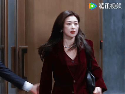 中偶届最严厉的父亲母亲来了钟汉良朱珠上演熟龄欲望男女 老天奶，男人中的男人爱上女