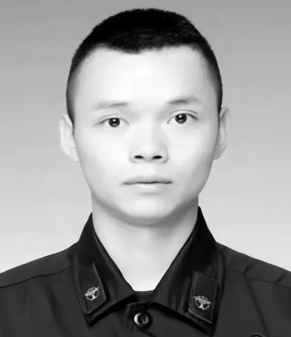 韦吉德是一名消防员，在一次营救火场被困的群众时，不幸被大火烧伤，最终英勇牺牲。
