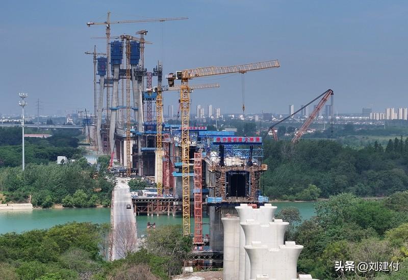 中国最强东西大动脉要来了 中国最强东西大动脉——沿江高铁（沪渝蓉高铁）即将到来，