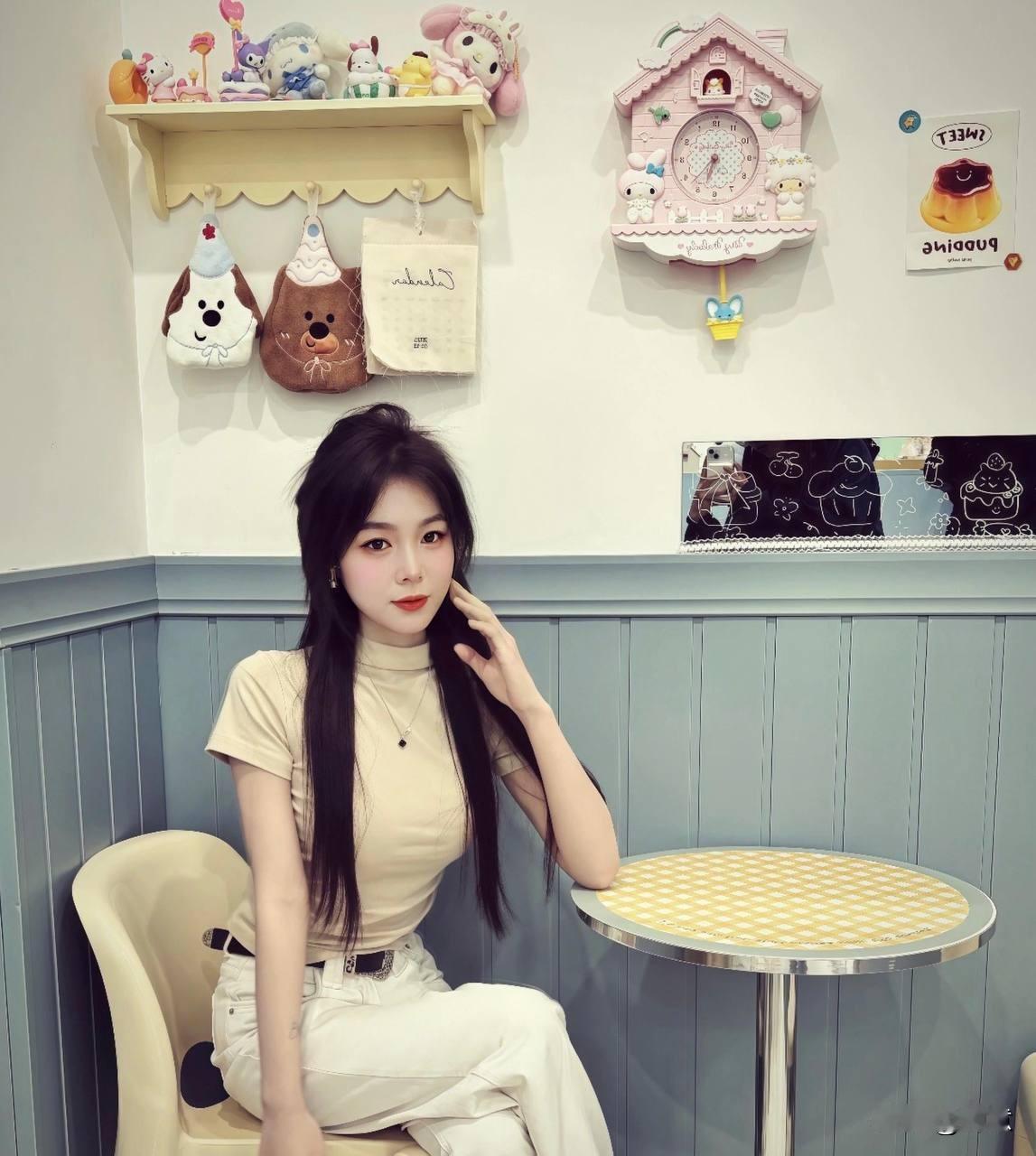 男人心底永远的白月光：看这眼神，才知道什么叫‘岁月静好’