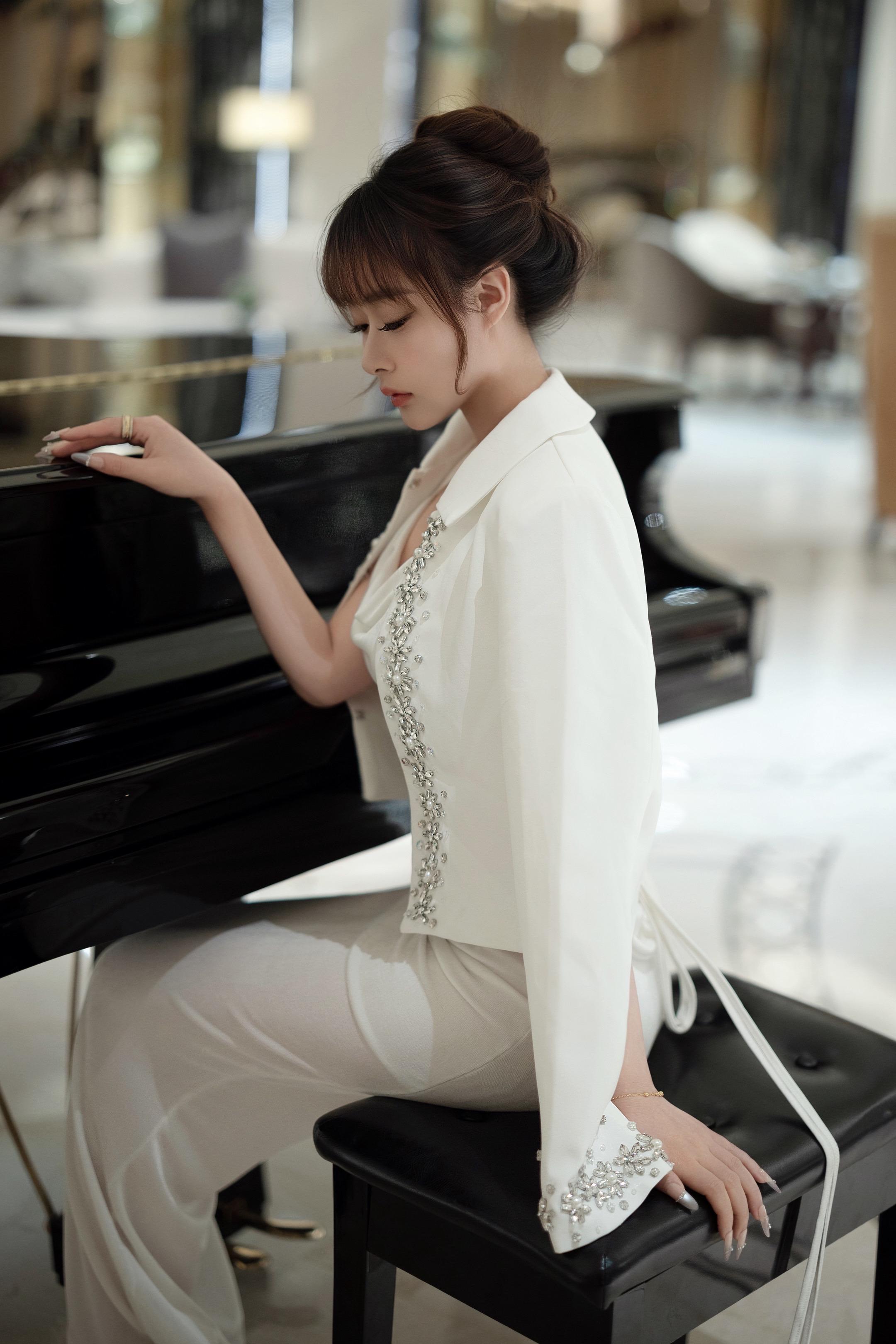 无法判断某个瞬间的价值，直到它变成回忆。