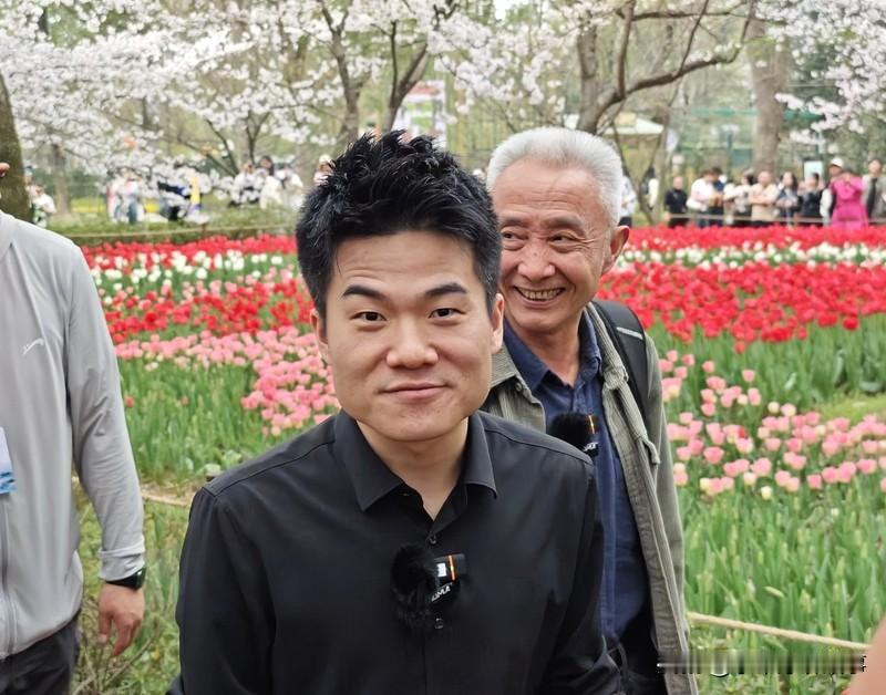 万能生活指南 万能生活指南涵盖生活方方面面。在育儿上，董宇辉父亲的做法堪称典范。