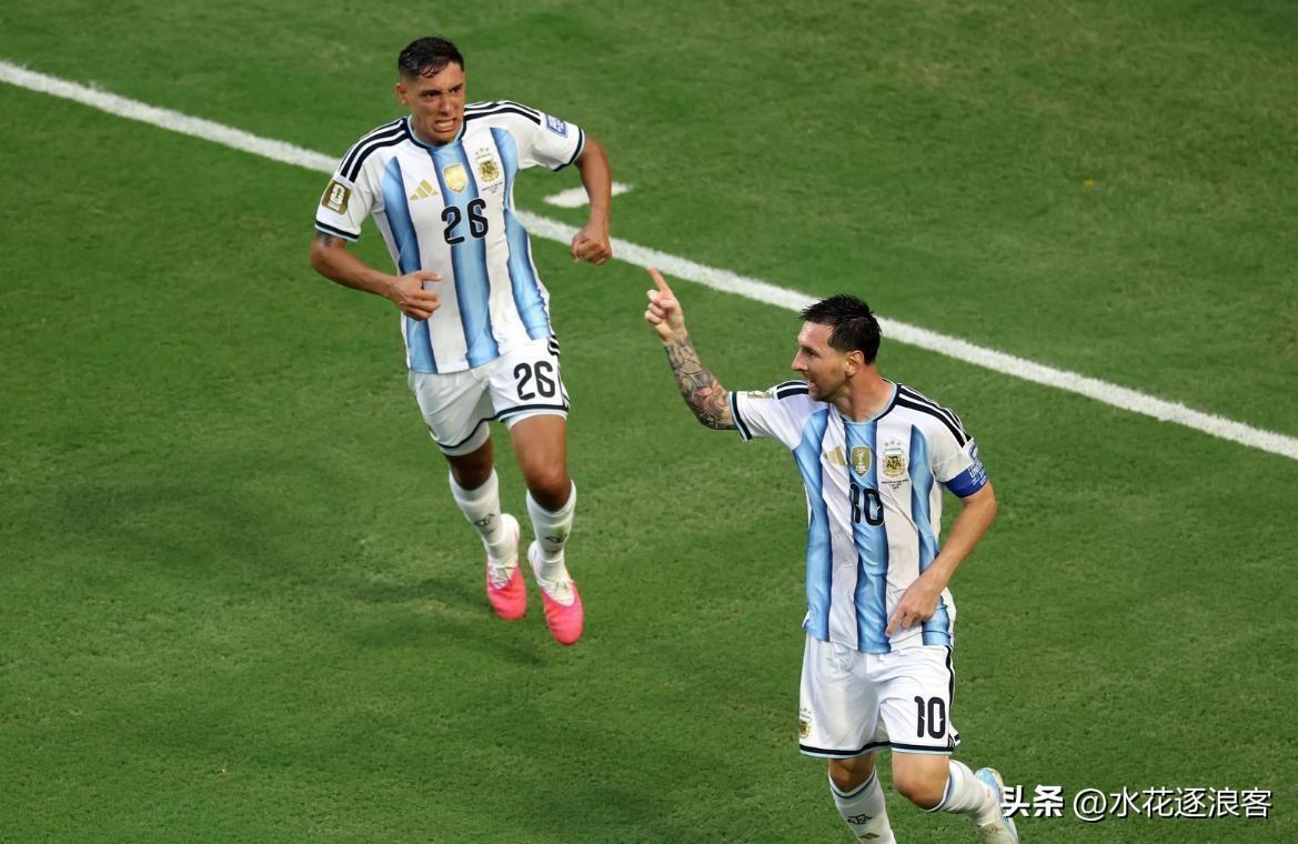 北京时间7月4日，2026美加墨世界杯1/16决赛迎来一场万众瞩目的巅峰对决，卫