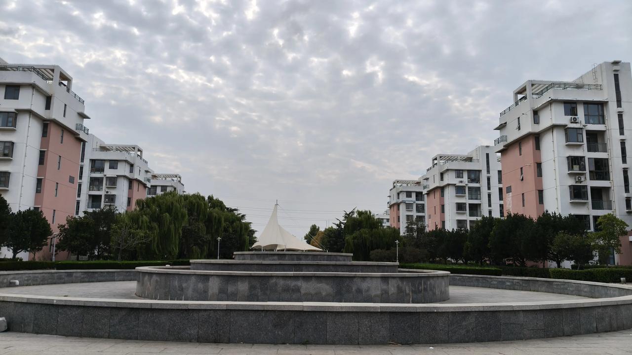 如果方向没错，你觉得坚持是对的吗方向没错是坚持的基础，还有方法很重要，逐步完善稳