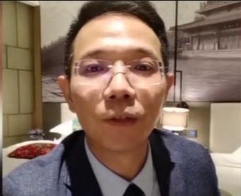 惊了！
李律本要两三天誊录，
1小时就出来


李律这一小时，
太不正常了

原
