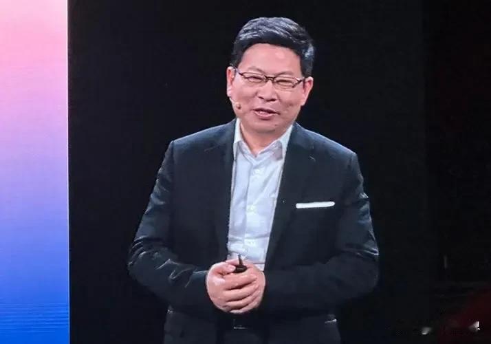 感觉华为在下一盘大格局的大棋，竭尽自己之力带动中国汽车产业向智能化大提升，品质质