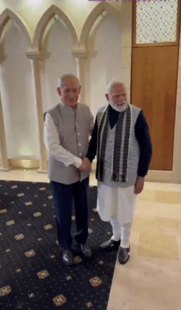 太讽刺了！伊朗之前还跟印度发展战略关系，想要夹击巴基斯坦，还把港口租给它，结果发